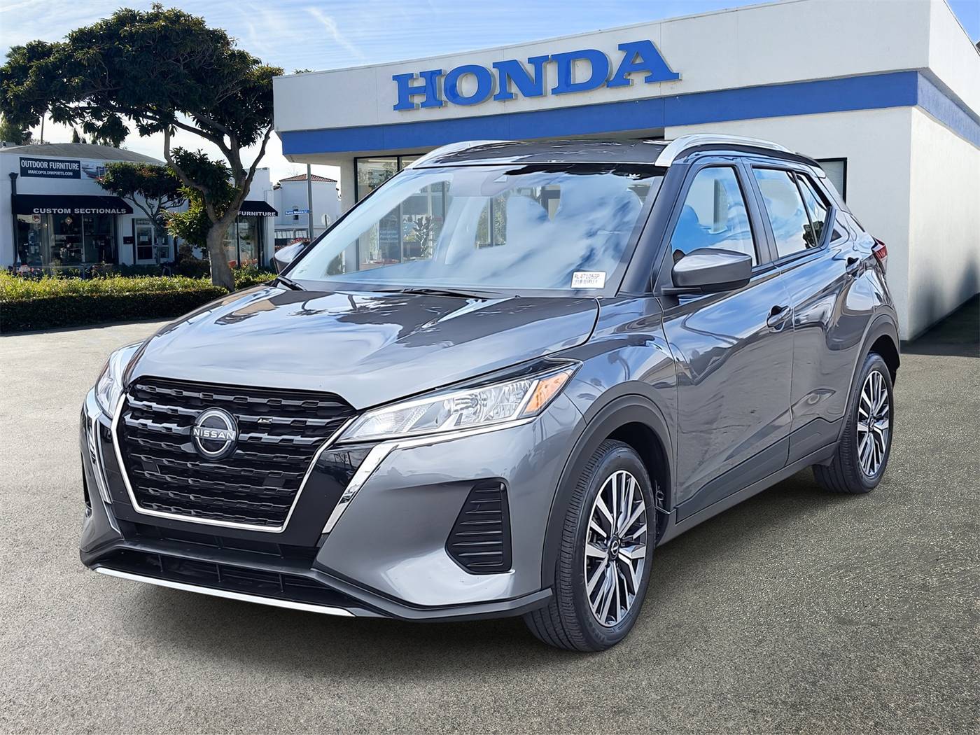 2024 Nissan Kicks SV — SUV — 32,854 mi — Santa Monica, CA