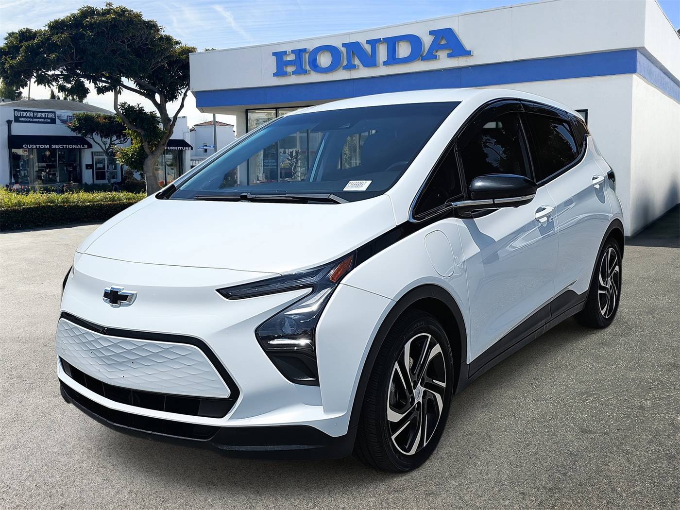 2023 Chevrolet Bolt EV 2LT — Sedan — 46,763 mi — Santa Monica, CA