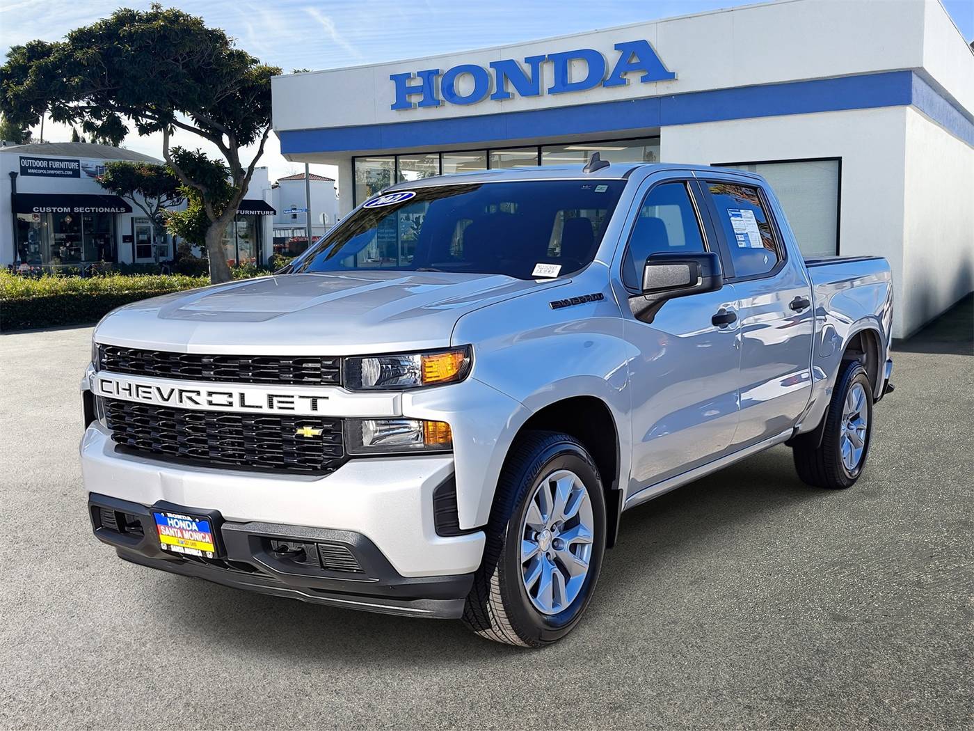 2021 Chevrolet Silverado 1500 Custom — Pickup Truck — 94,593 mi — Santa Monica, CA