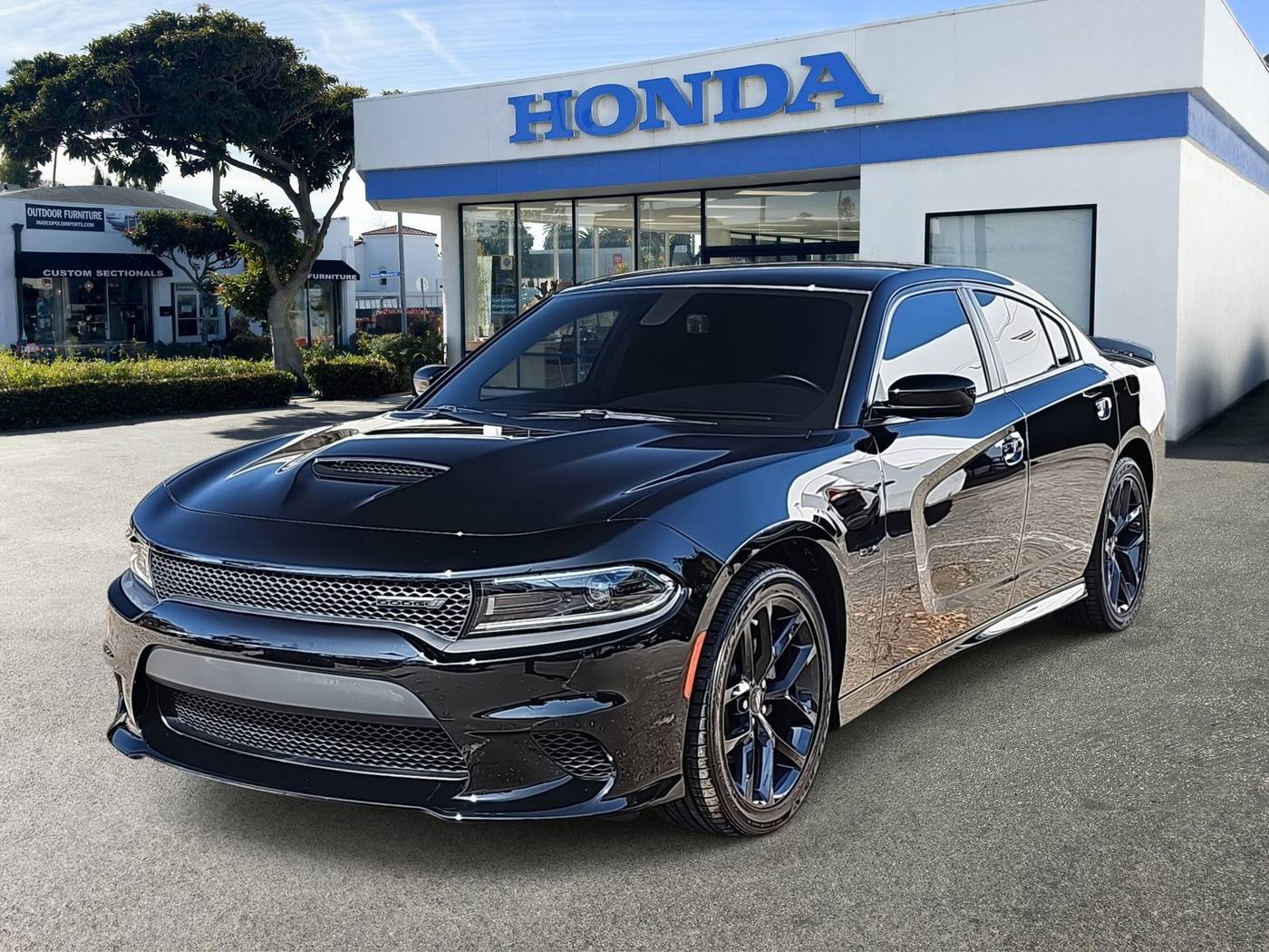 2023 Dodge Charger R/T — Sedan — 16,197 mi — Santa Monica, CA