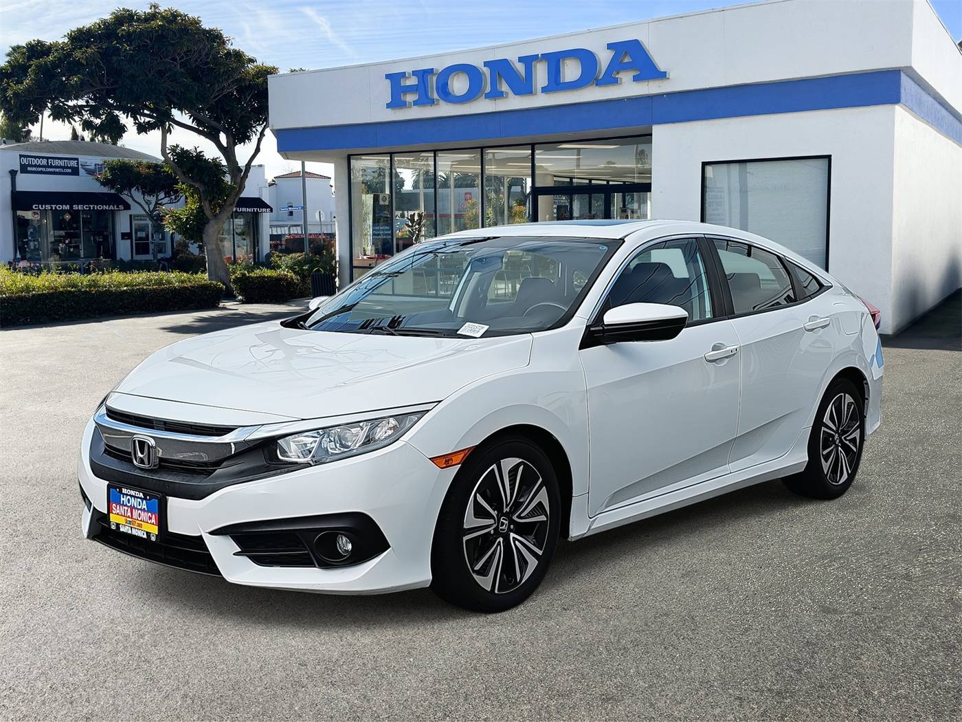 2018 Honda Civic EX-T — Sedan — 147,990 mi — Santa Monica, CA