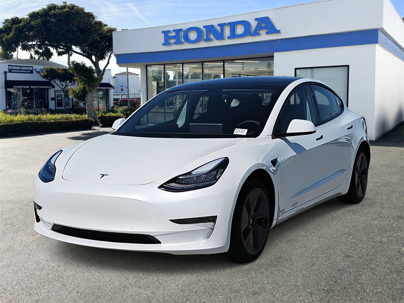 2021 Tesla Model 3 Long Range — Sedan — 8,400 mi — Santa Monica, CA