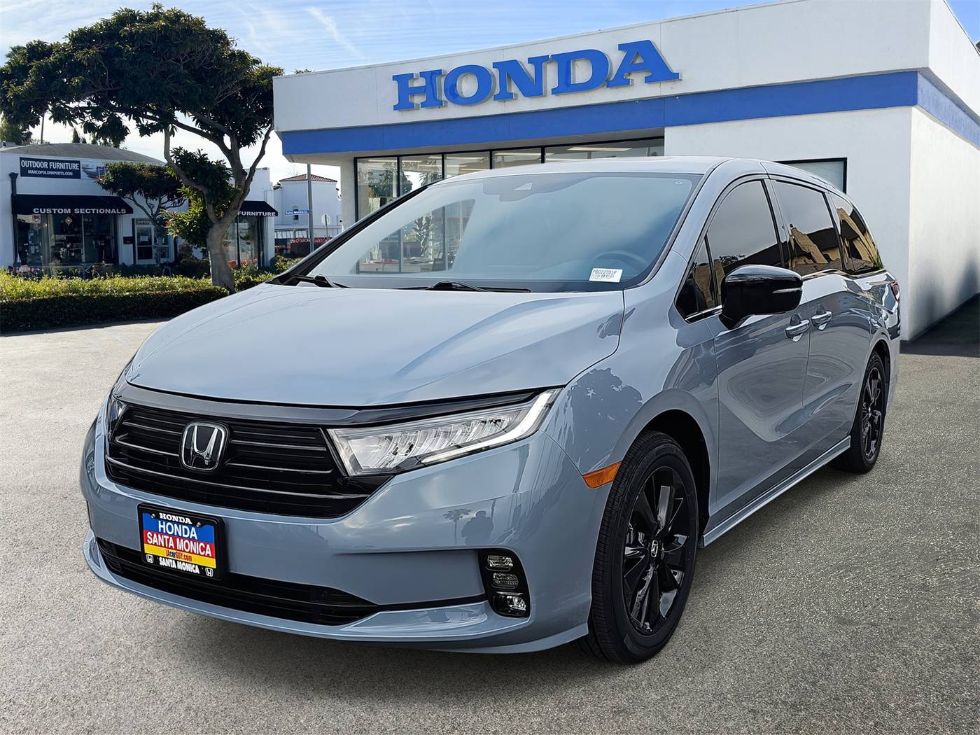 2023 Honda Odyssey Sport — Minivan — 21,145 mi — Santa Monica, CA