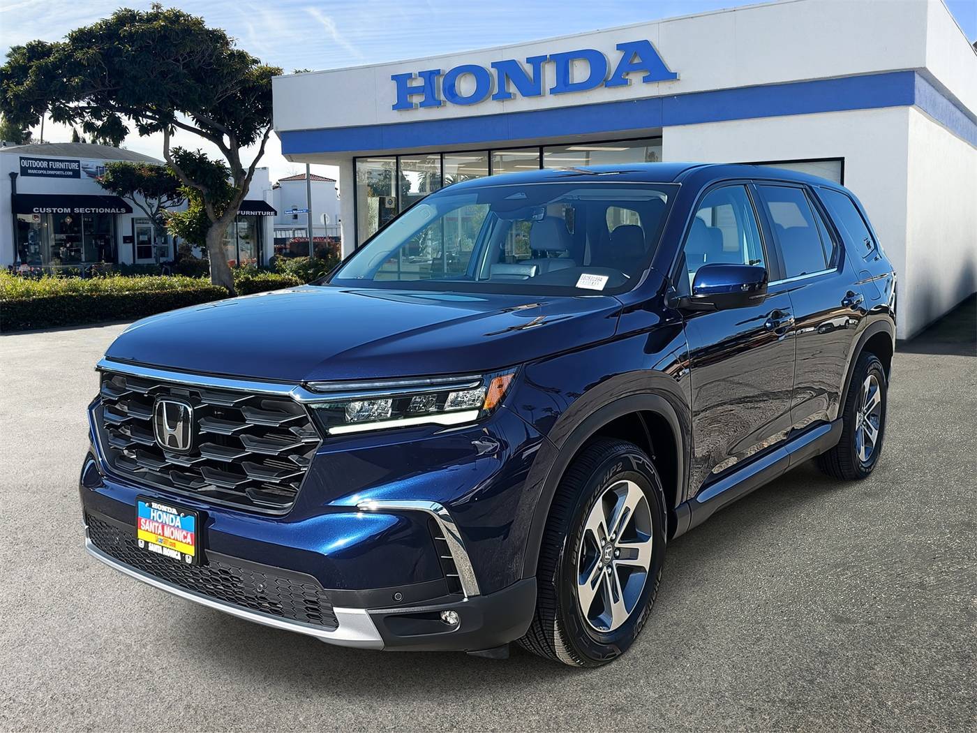 2024 Honda Pilot EX-L 7 Passenger — SUV — 8,361 mi — Santa Monica, CA