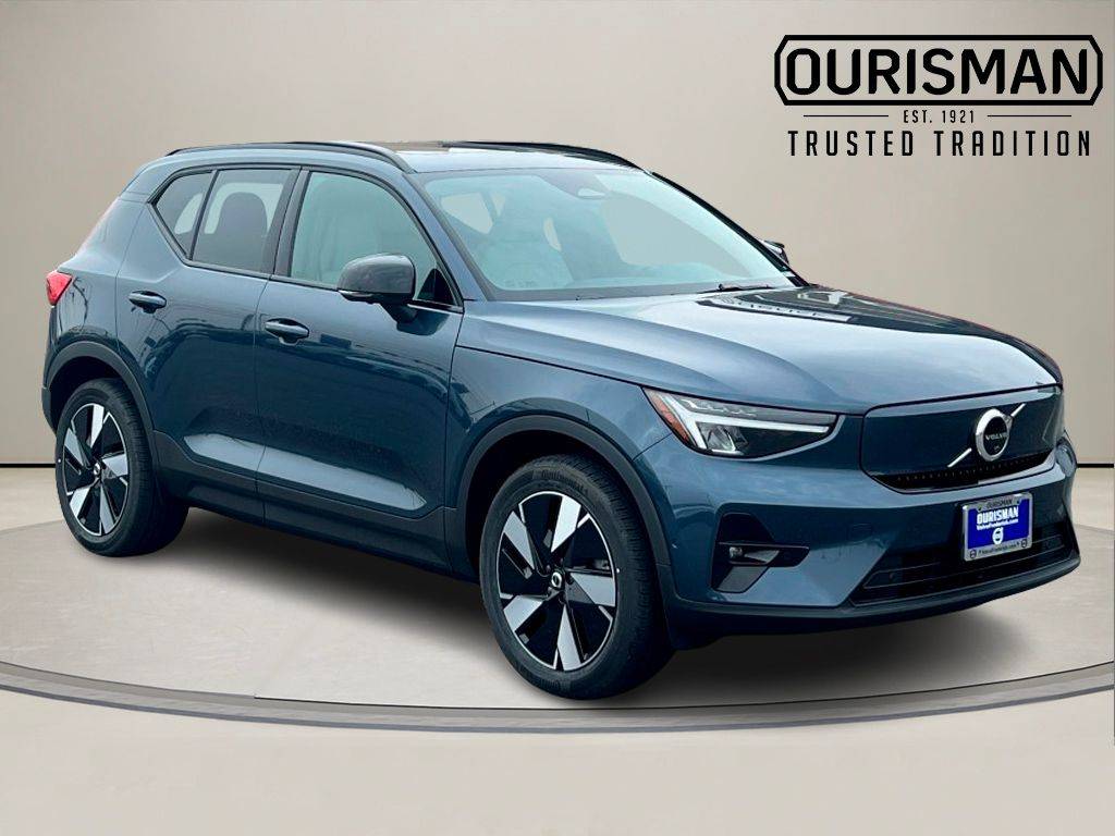 2026 Volvo EX40 Twin Plus