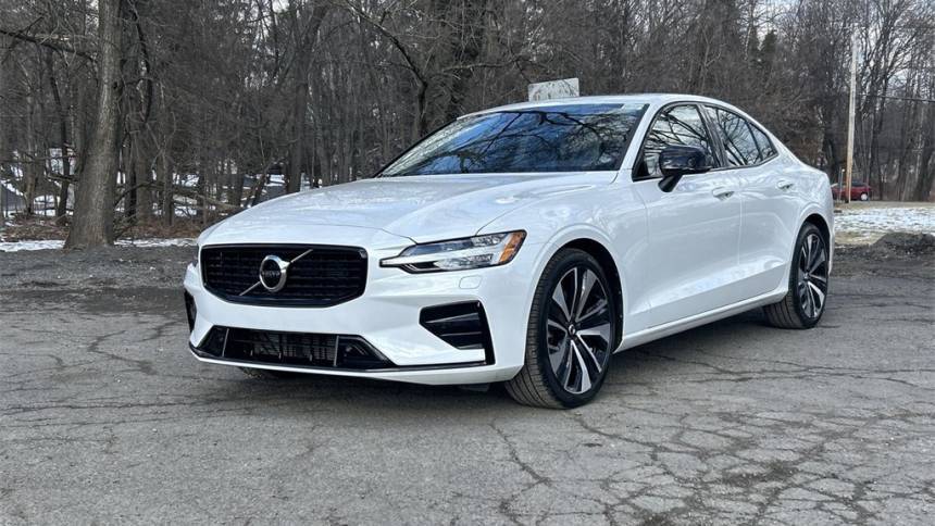 2022 Volvo S60 Momentum — Sedan — 15,139 mi — Ramsey, NJ