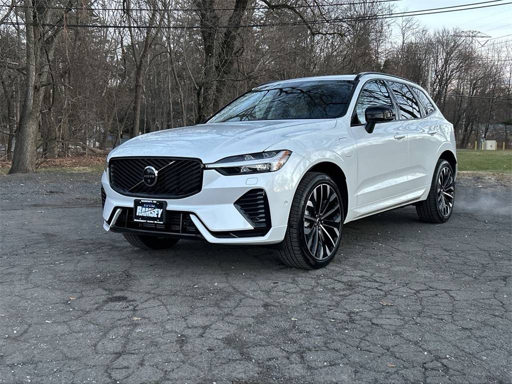 2026 Volvo XC60 T8 Ultra