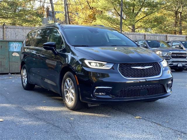 2021 Chrysler Pacifica Touring L — Minivan — 25,578 mi — Ramsey, NJ