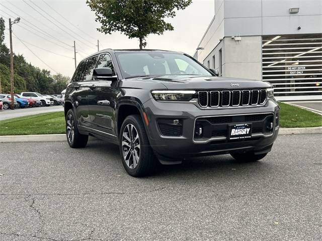 2022 Jeep Grand Cherokee Overland — SUV — 31,789 mi — Ramsey, NJ