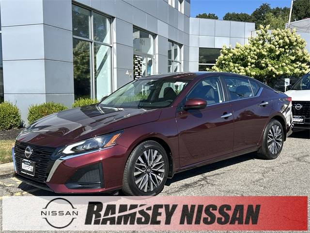 2023 Nissan Altima SV — Sedan — 8,895 mi — Upper Saddle River, NJ