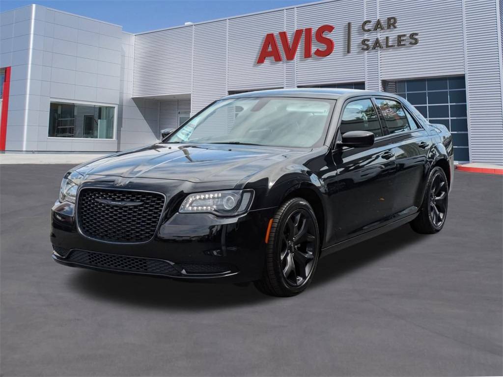 2022 Chrysler 300 Touring — Sedan — 53,653 mi — Tampa, FL
