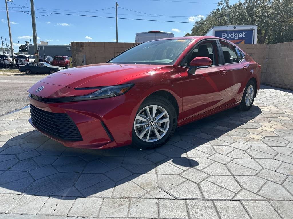 2025 Toyota Camry Hybrid LE — Sedan — 19,727 mi — Tampa, FL