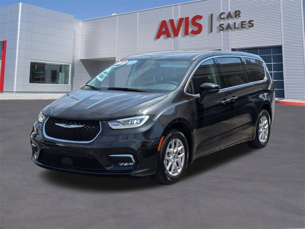 2023 Chrysler Pacifica Touring L — Minivan — 56,032 mi — Tampa, FL