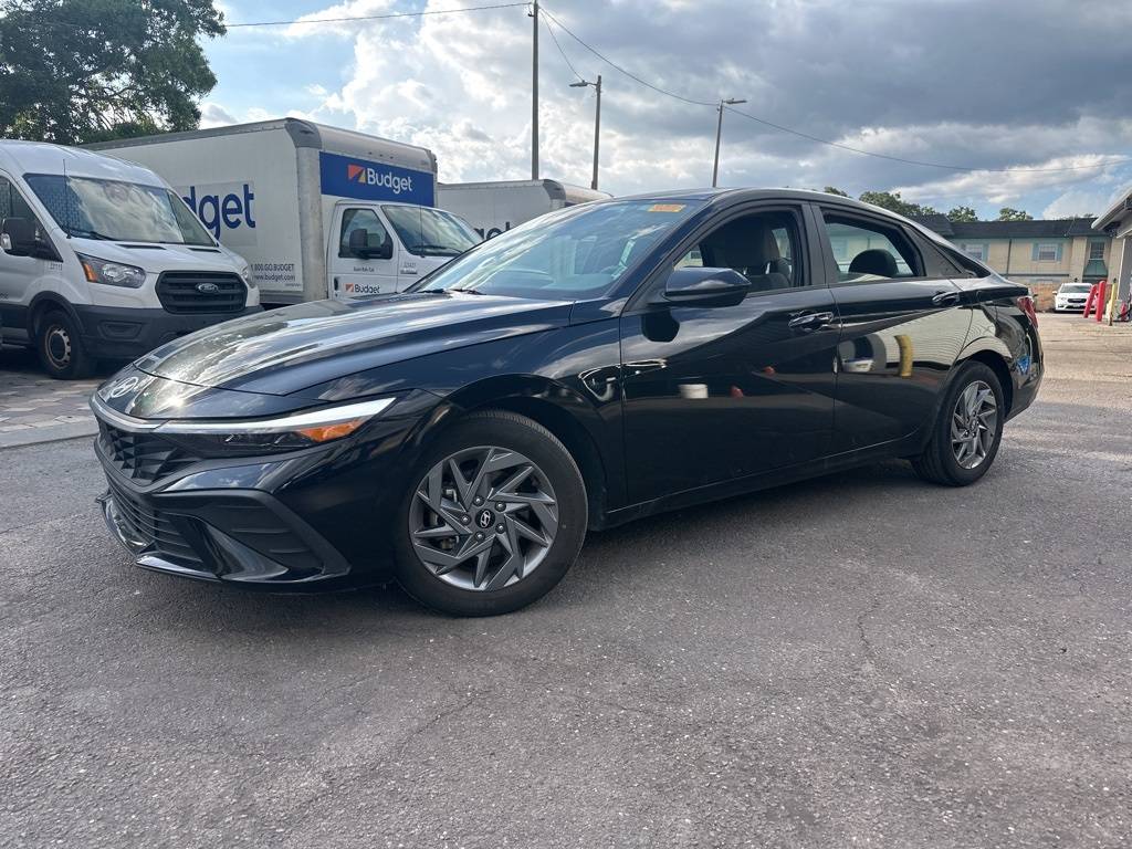 2024 Hyundai Elantra SEL — Sedan — 33,105 mi — Tampa, FL