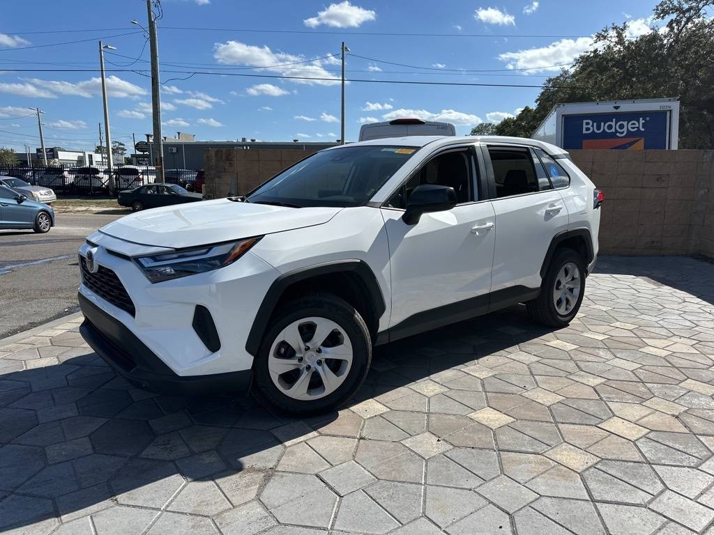 2025 Toyota RAV4 LE — SUV — 17,865 mi — Tampa, FL