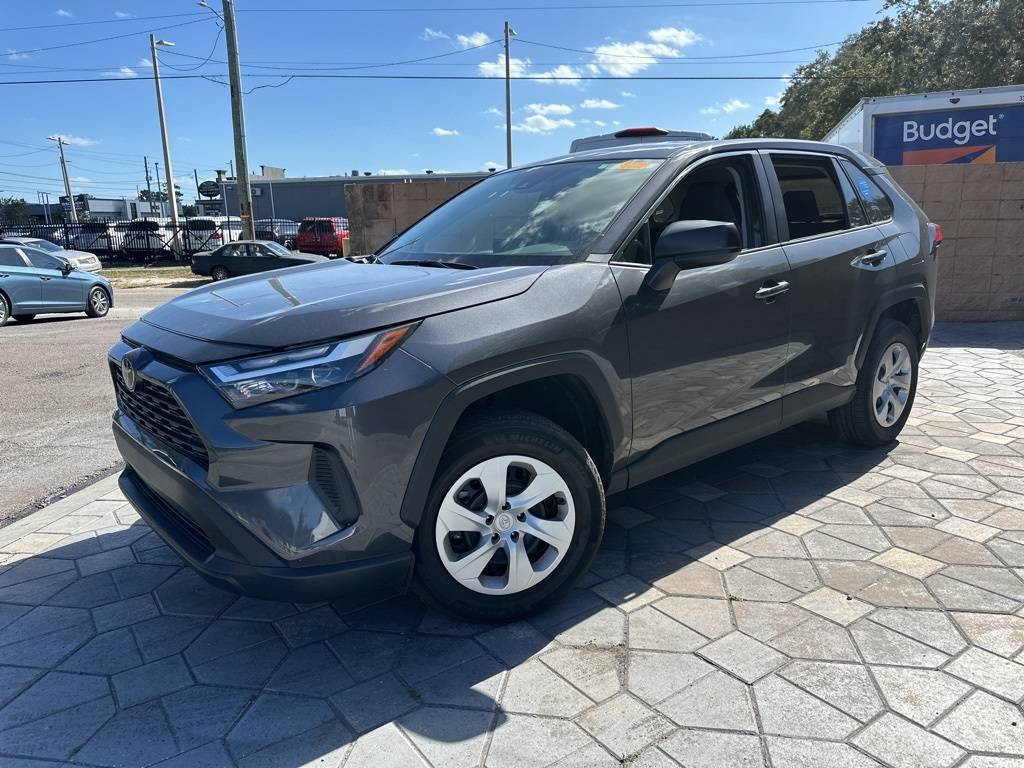 2025 Toyota RAV4 LE — SUV — 17,506 mi — Tampa, FL