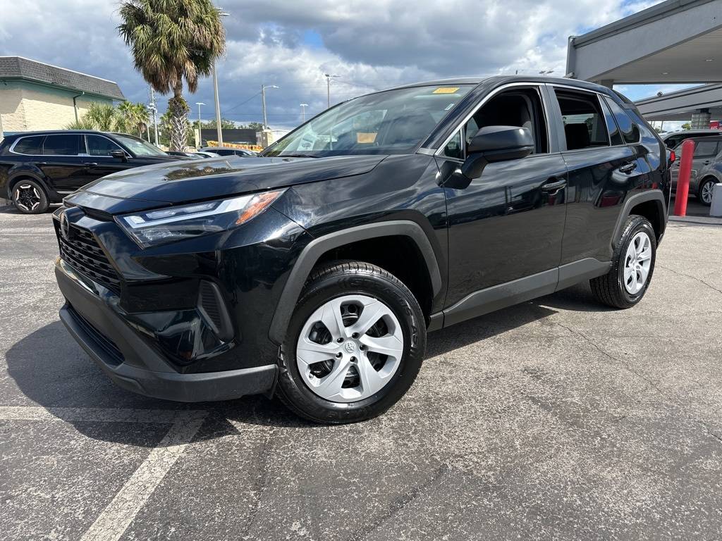 2025 Toyota RAV4 LE — SUV — 25,795 mi — Tampa, FL