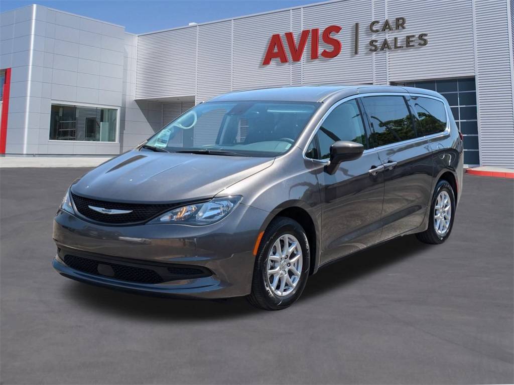 2023 Chrysler Voyager LX — Minivan — 74,073 mi — Tampa, FL