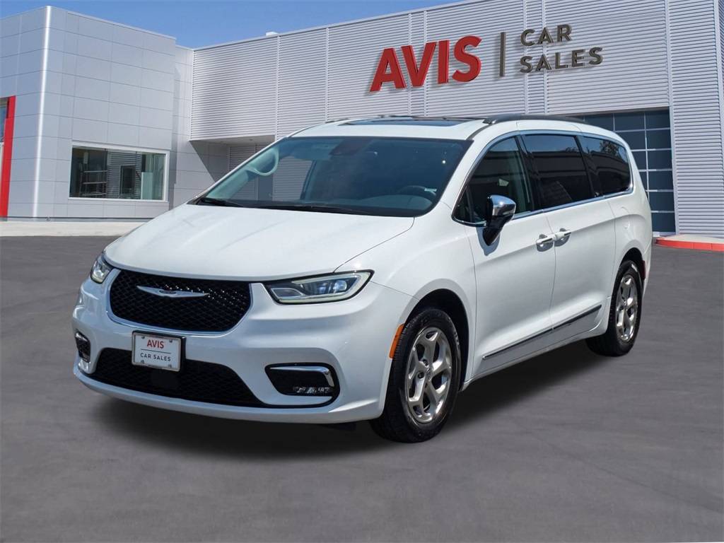 2023 Chrysler Pacifica Limited — Minivan — 57,388 mi — Tampa, FL