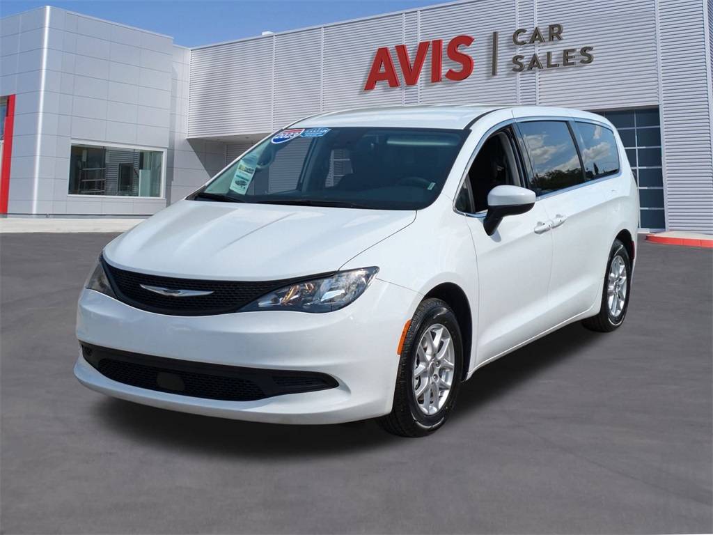 2023 Chrysler Voyager LX — Minivan — 62,697 mi — Tampa, FL