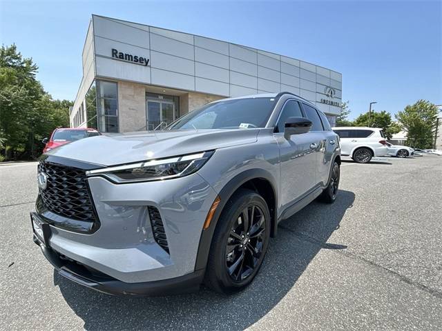 2025 INFINITI QX60 LUXE — SUV — 7,619 mi — Ramsey, NJ