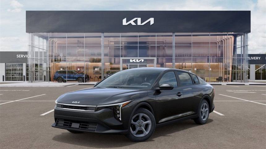 2025 Kia K4 LXS — Sedan — 5,345 mi — Durham, NC