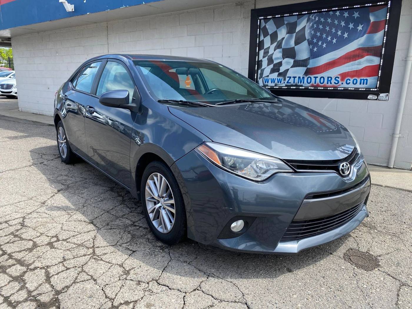 2014 Toyota Corolla LE Plus — Sedan — 145,281 mi — Detroit, MI