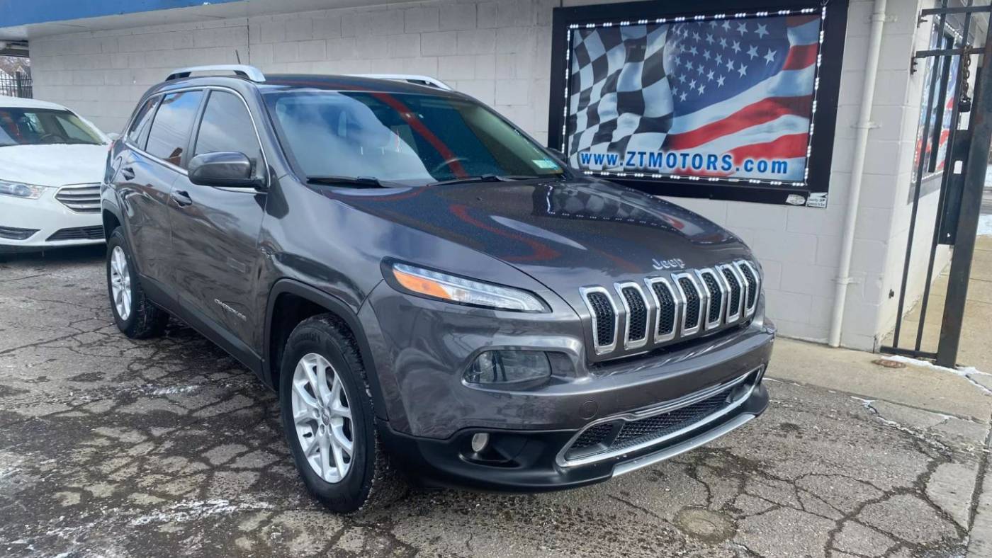 2014 Jeep Cherokee Latitude — SUV — 111,371 mi — Detroit, MI