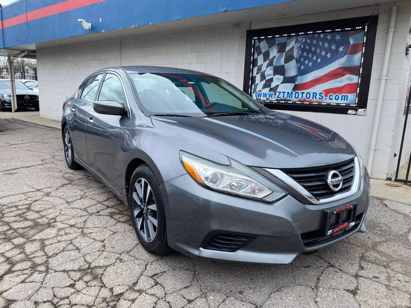 2016 Nissan Altima 2.5 S — Sedan — 132,474 mi — Detroit, MI