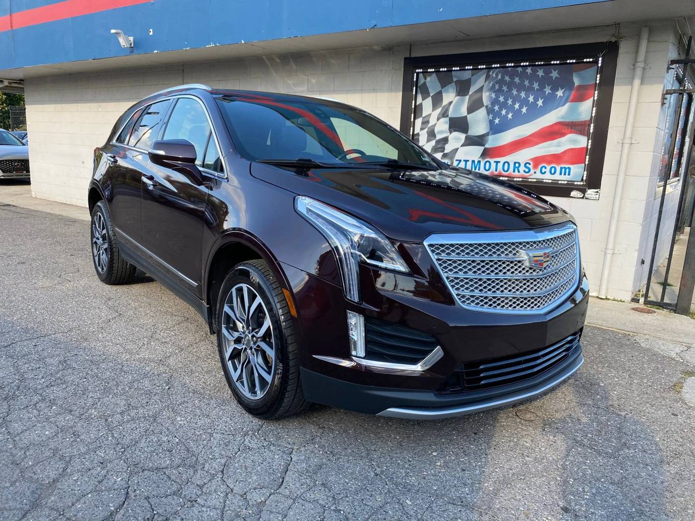 2021 Cadillac XT5 Premium Luxury — SUV — 68,419 mi — Detroit, MI