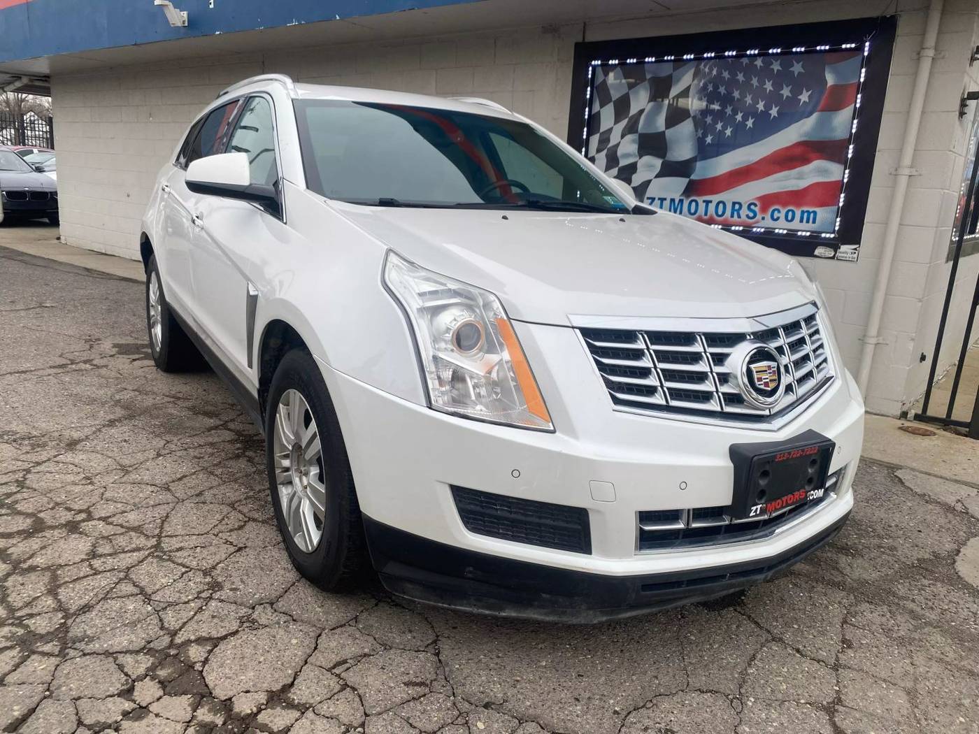 2015 Cadillac SRX Luxury Collection — SUV — 98,360 mi — Detroit, MI