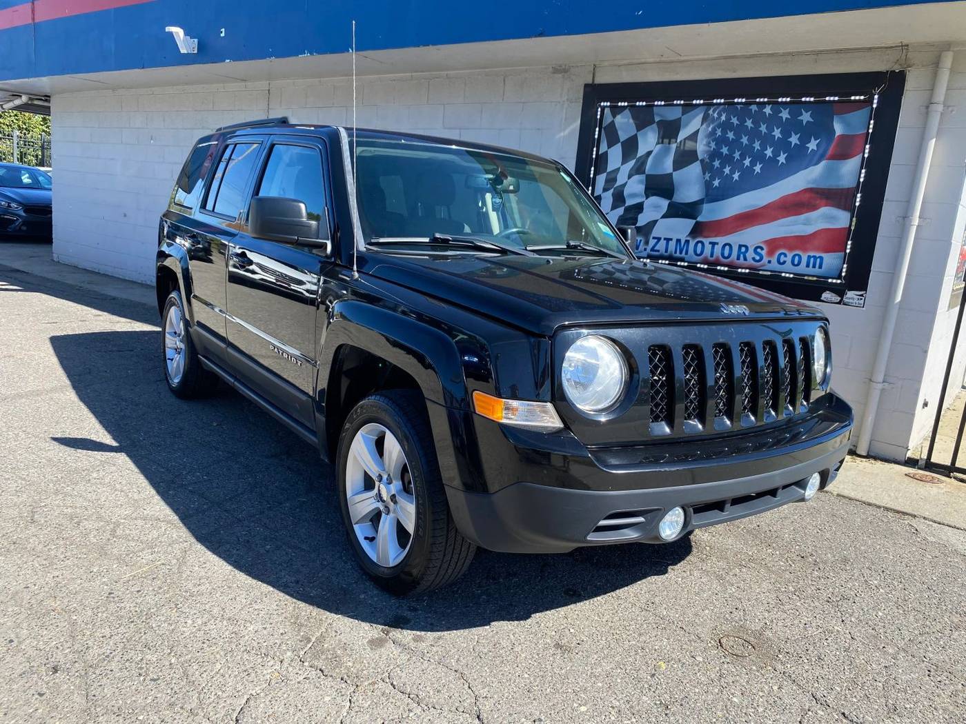 2014 Jeep Patriot Latitude — SUV — 113,157 mi — Detroit, MI