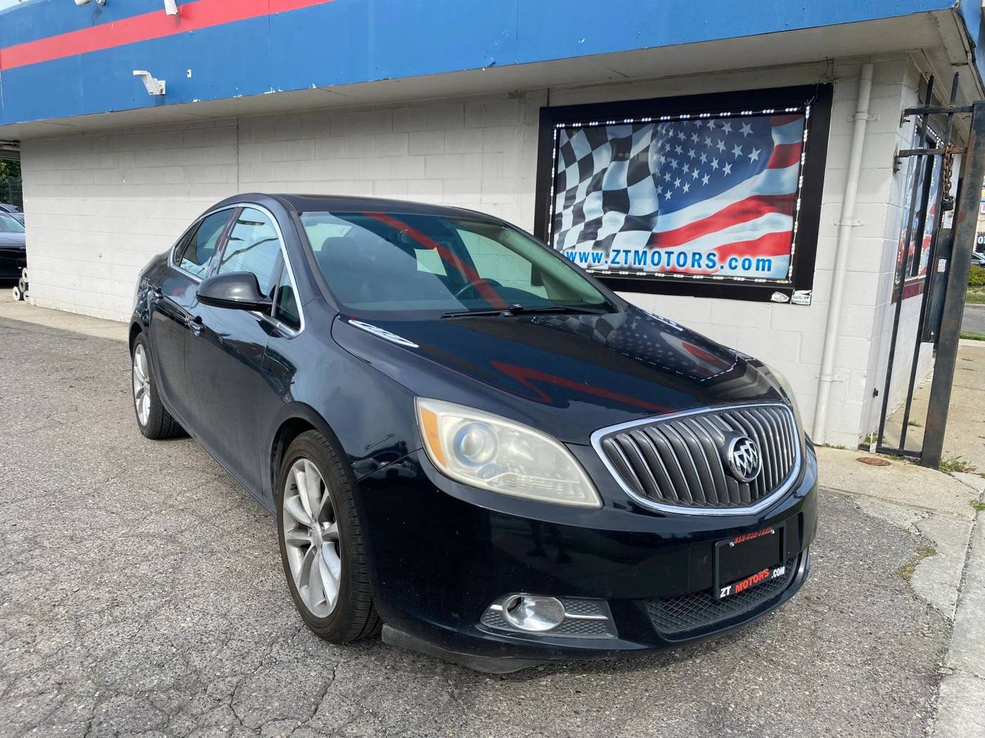 2012 Buick Verano Leather Group — Sedan — 169,113 mi — Detroit, MI