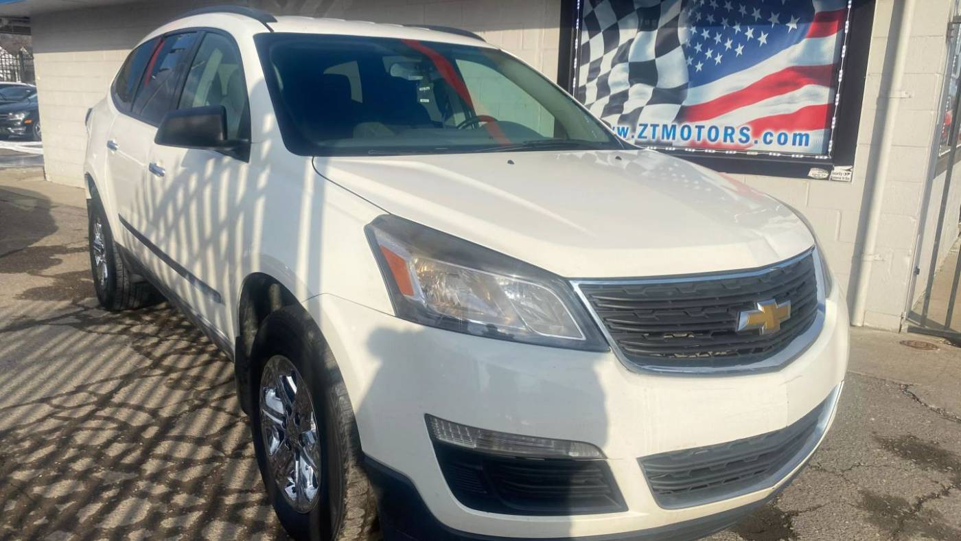 2015 Chevrolet Traverse LS — SUV — 142,457 mi — Detroit, MI