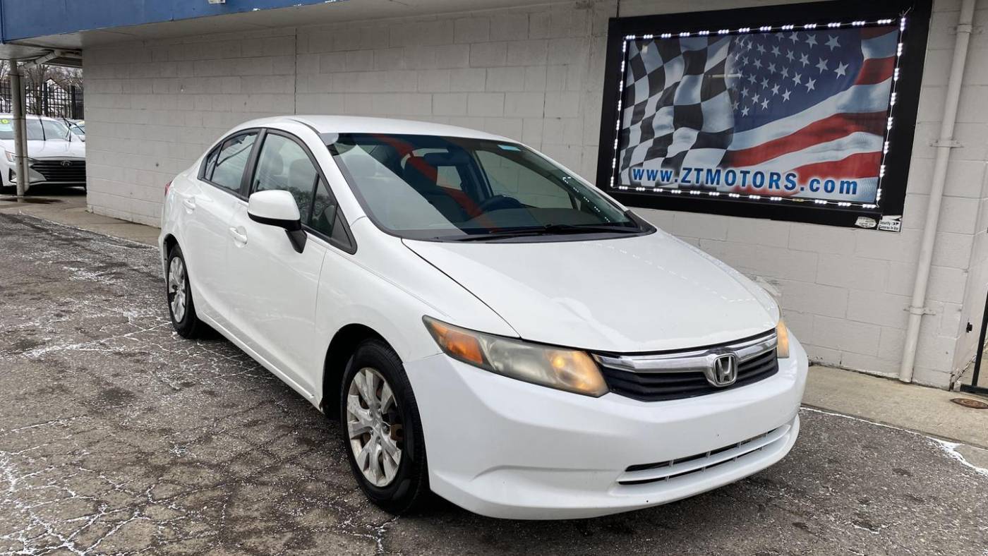 2012 Honda Civic LX — Sedan — 135,878 mi — Detroit, MI