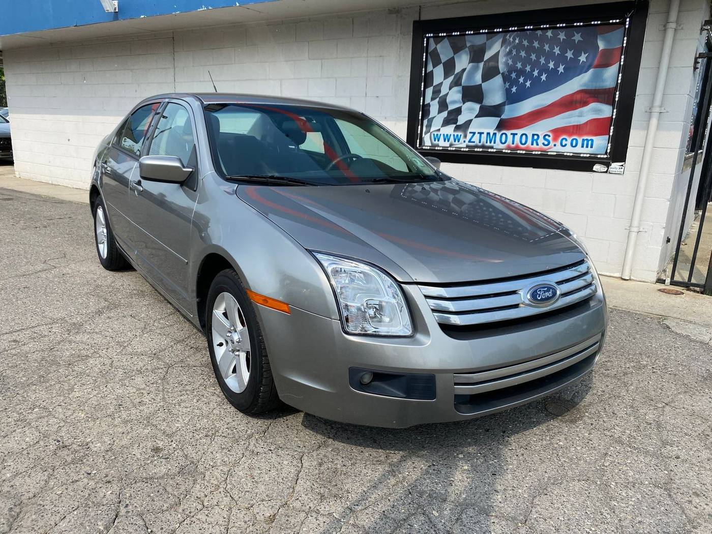 2009 Ford Fusion SE — Sedan — 61,892 mi — Detroit, MI