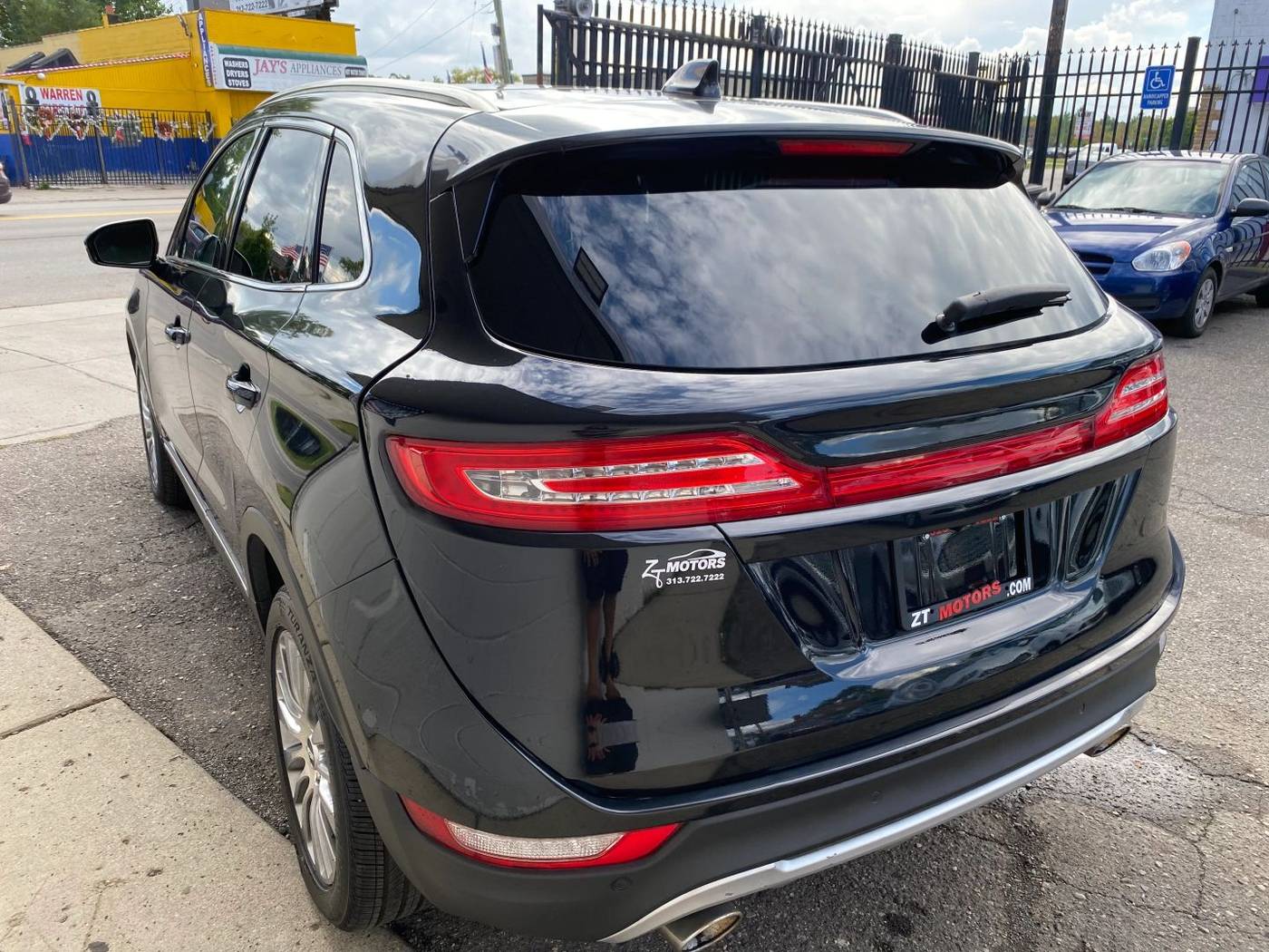 2015 Lincoln MKC FWD — SUV — 87,431 mi — Detroit, MI