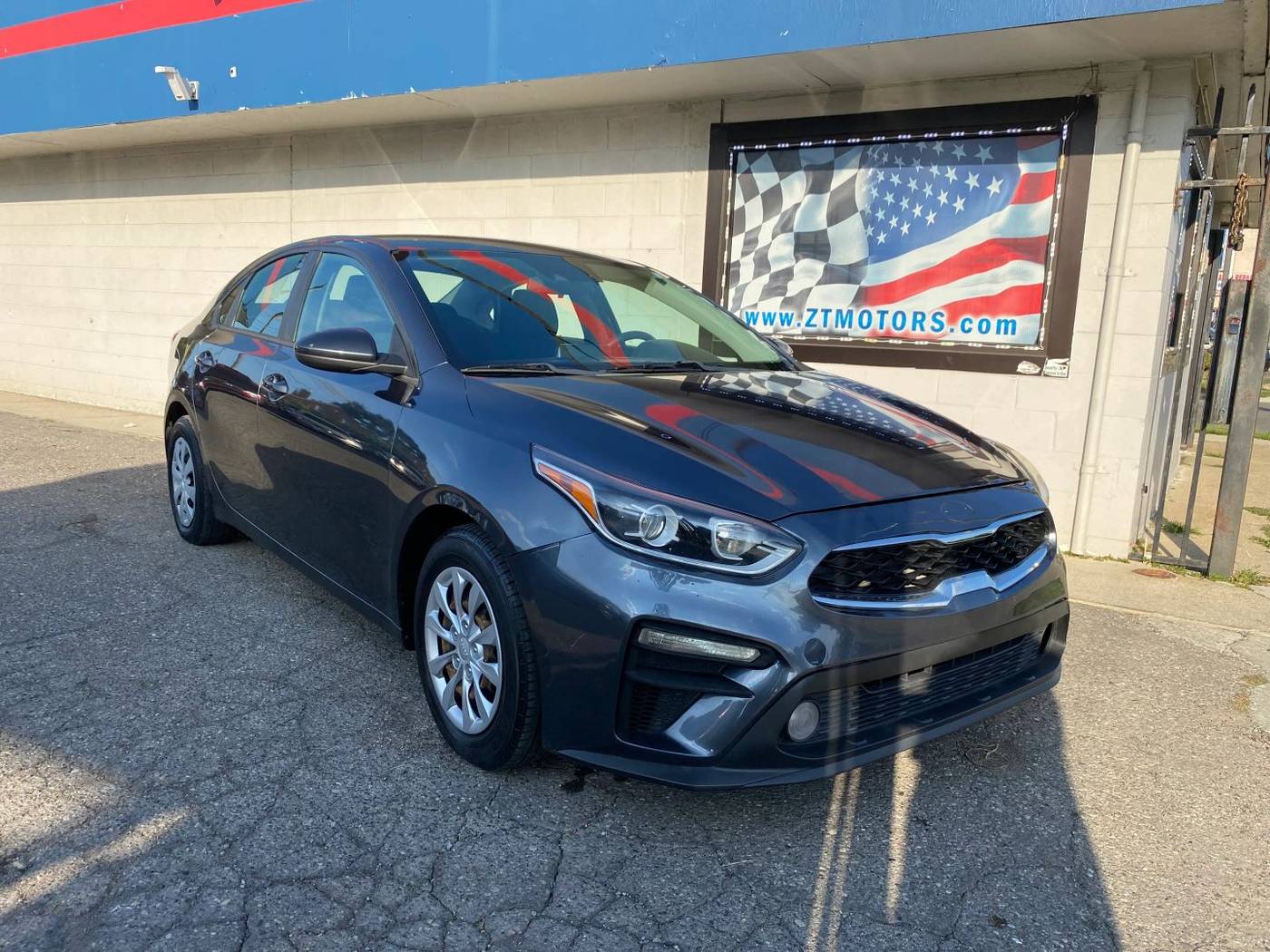 2020 Kia Forte FE — Sedan — 93,823 mi — Detroit, MI