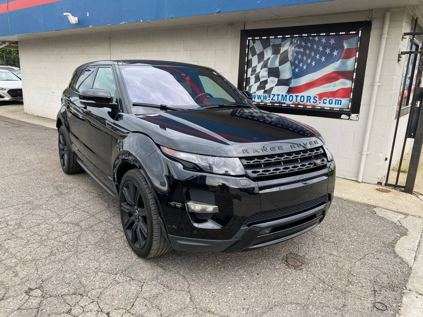 2013 Land Rover Range Rover Evoque Dynamic Premium — SUV — 59,909 mi — Detroit, MI