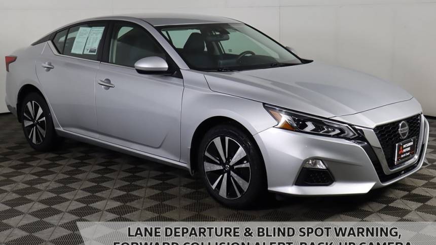 2021 Nissan Altima SV — Sedan — 33,868 mi — Cleveland, OH