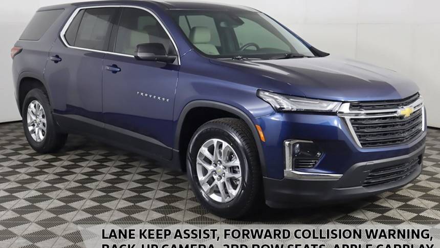 2022 Chevrolet Traverse LS — SUV — 25,000 mi — Cleveland, OH