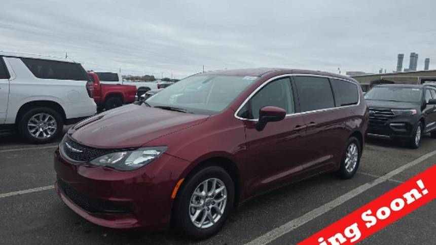 2022 Chrysler Voyager LX — Minivan — 49,832 mi — Cleveland, OH