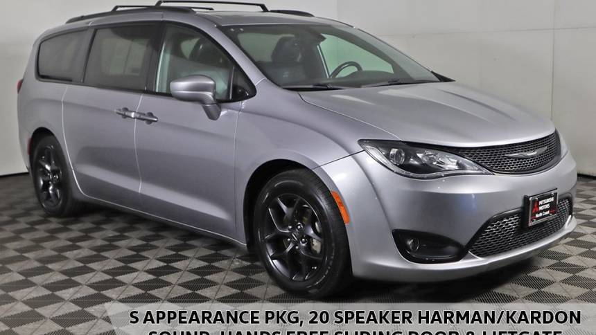 2018 Chrysler Pacifica Touring L Plus — Minivan — 102,868 mi — Cleveland, OH