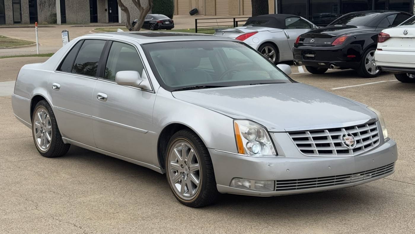 2011 Cadillac DTS Premium Collection — Sedan — 84,795 mi — Plano, TX
