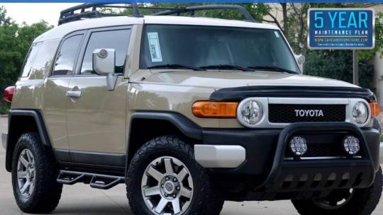 2014 Toyota FJ Cruiser Base
