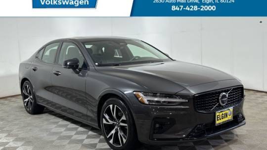 2024 Volvo S60 Plus — Sedan — 5,371 mi — Elgin, IL