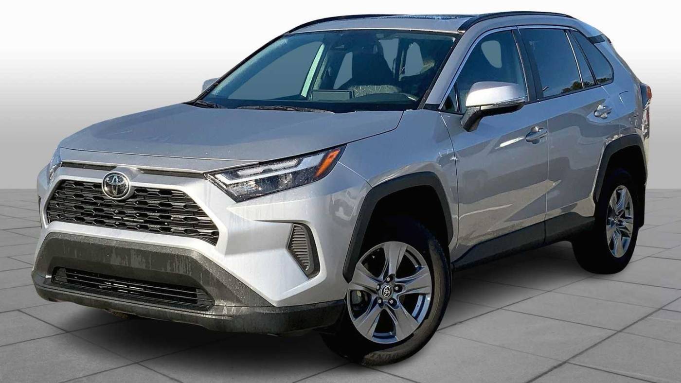 2024 Toyota RAV4 XLE — SUV — 5,427 mi — Columbus, GA