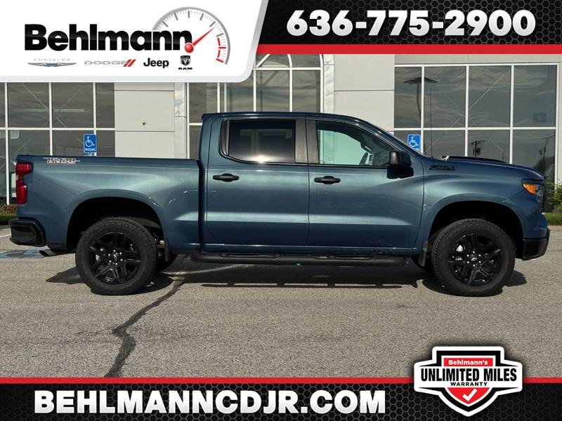 2024 Chevrolet Silverado 1500 Custom Trail Boss — Pickup Truck — 21,374 mi — Troy, MO