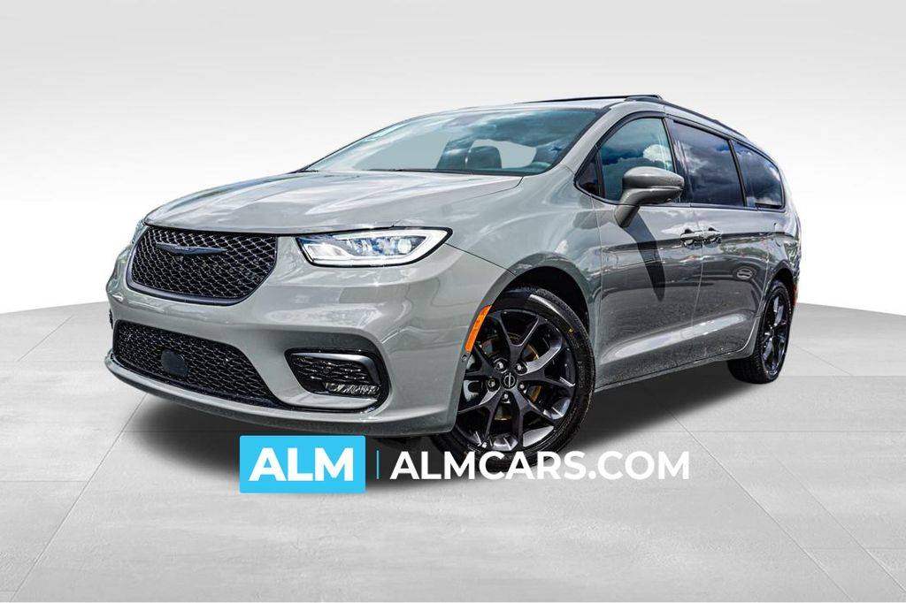 2022 Chrysler Pacifica Limited — Minivan — 72,185 mi — Kennesaw, GA