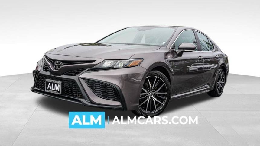 2022 Toyota Camry SE — Sedan — 68,980 mi — Kennesaw, GA